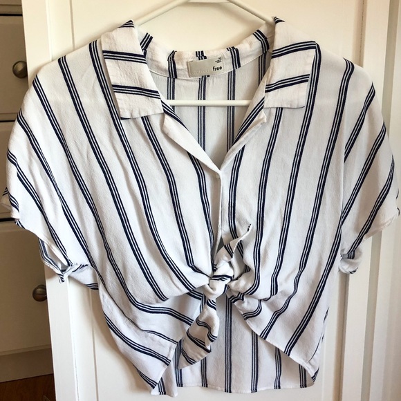 Blouse - Picture 2 of 4